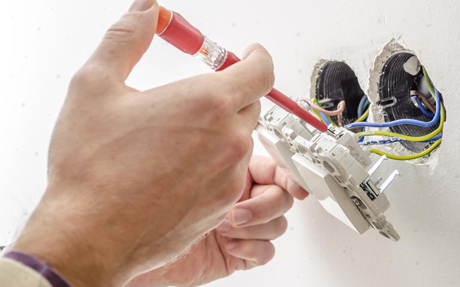 recherche électricien bâtiment Paris 17
