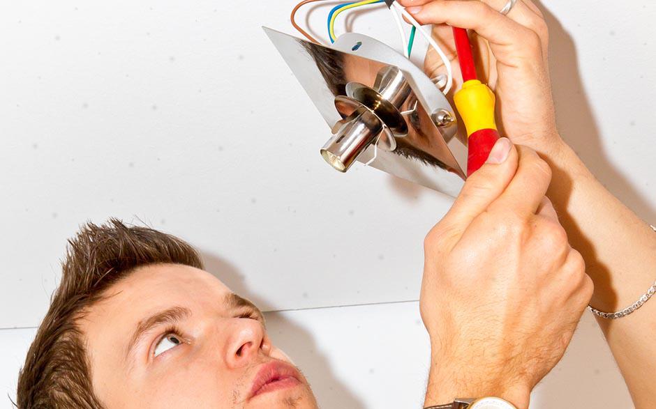 recherche électricien bâtiment Antony